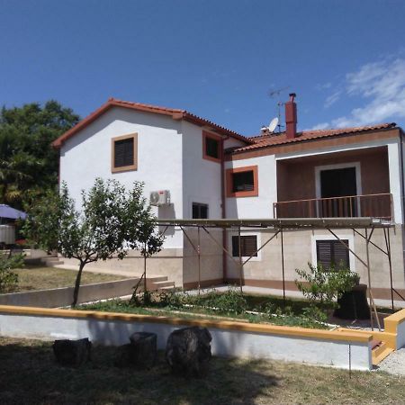 Ferienwohnung Ina Funtana Exterior foto