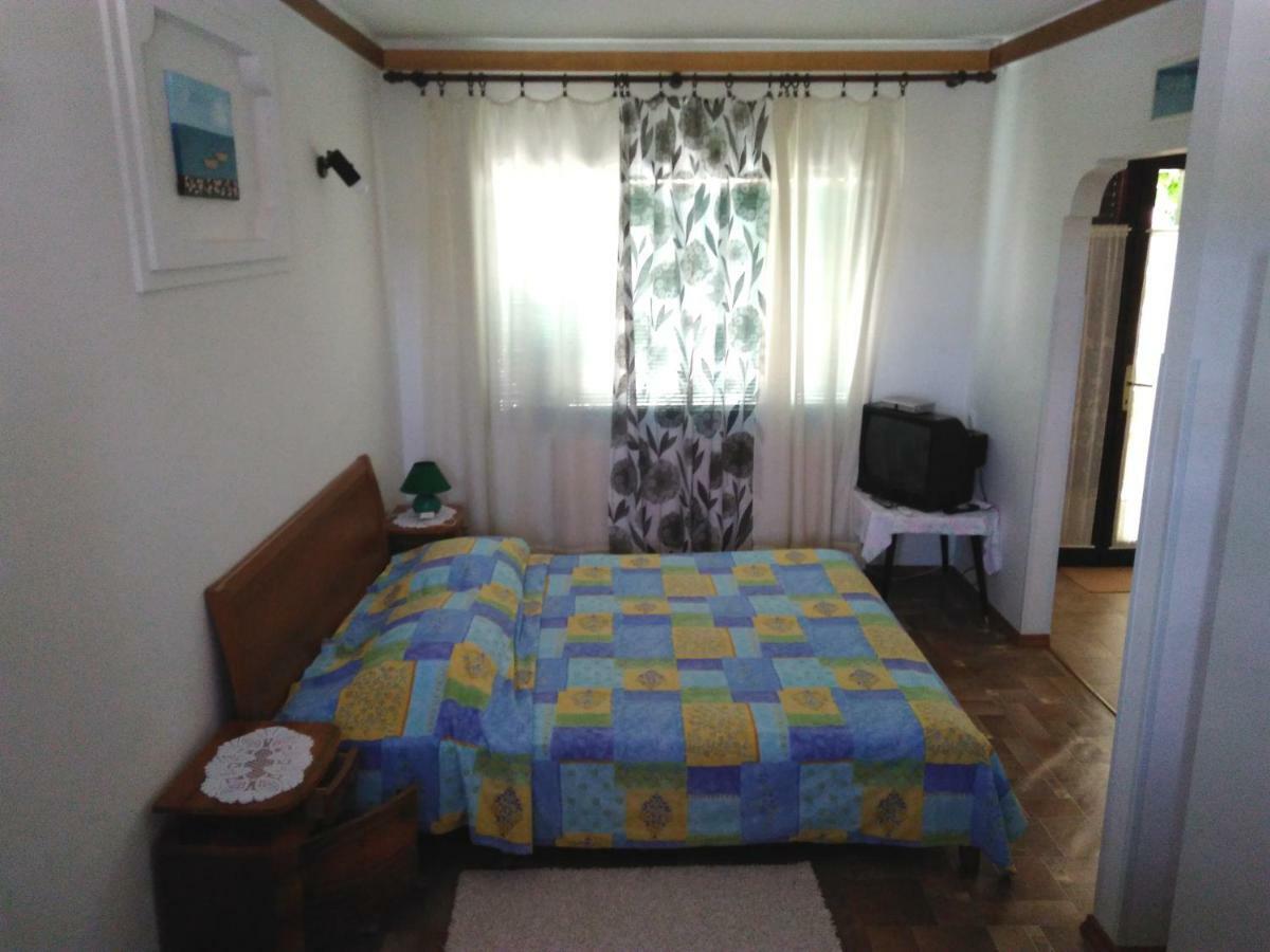 Ferienwohnung Ina Funtana Exterior foto